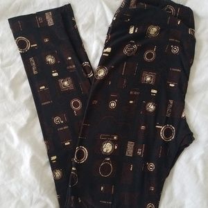 OS CAMERA LLR Leggings - Like New!